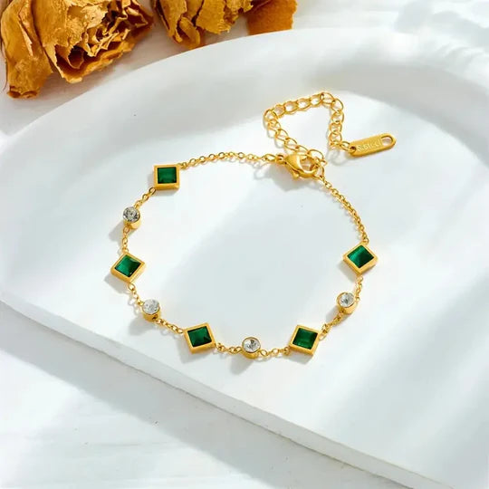 Pulsera Carolina con esmeralda.