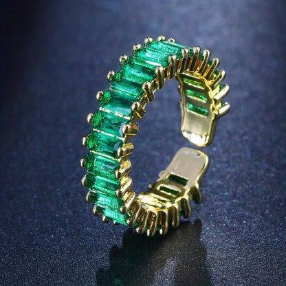 Anillo de oro y esmeraldas