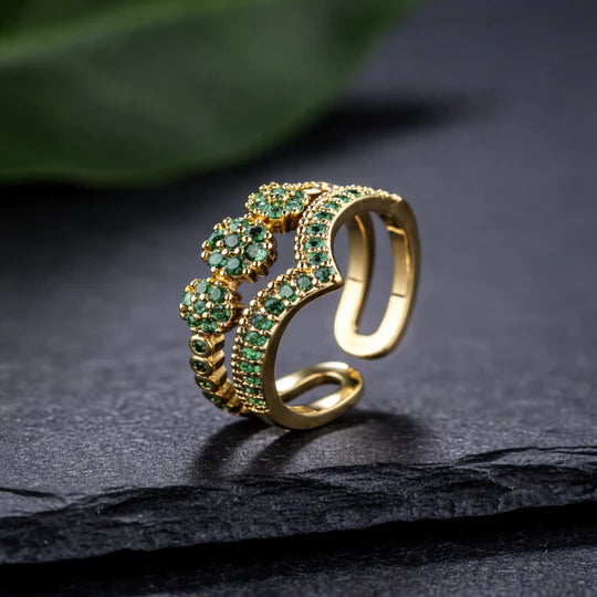 Gold Ring with Emerald sparkle.