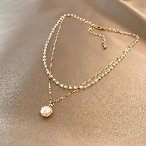 Luxury gold daisy necklace