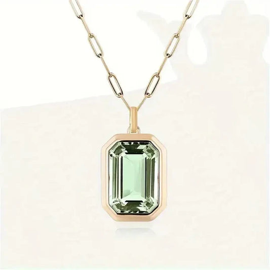 Sophia necklace with emerald stone