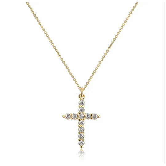 Collar con cruz y corona de diamantes.