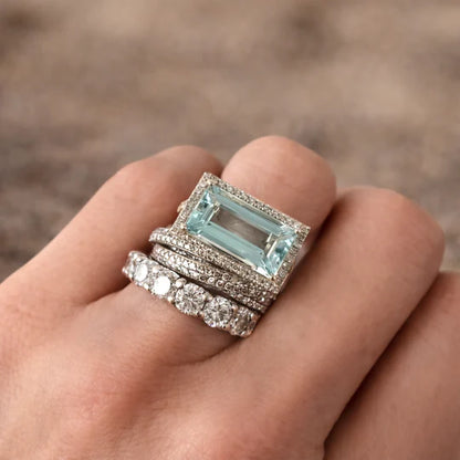 Retro Silver Ring with Turquoise glass Stone.
