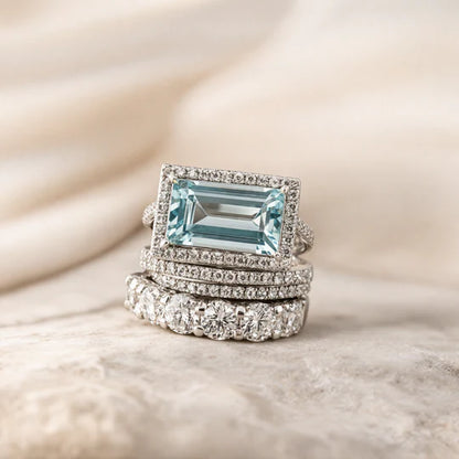 Retro Silver Ring with Turquoise glass Stone.