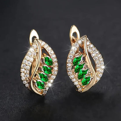 Pendientes de hoja esmeralda de Katarina