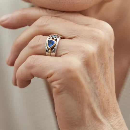 Anillo azul vintage